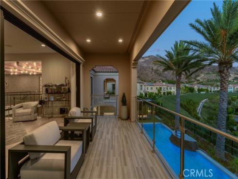 162  Leafy  , Irvine, CA