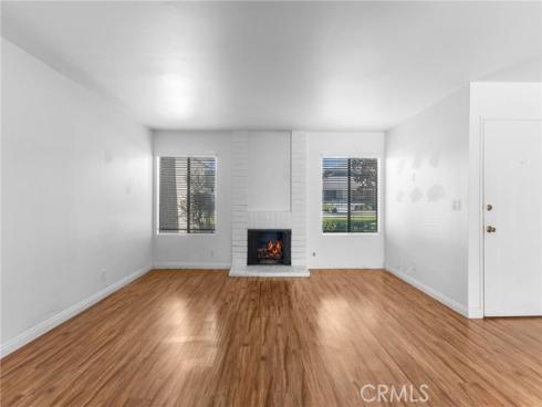 5  Locust  , Irvine, CA