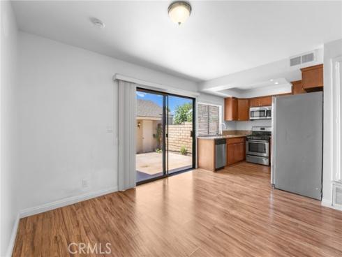 5  Locust  , Irvine, CA