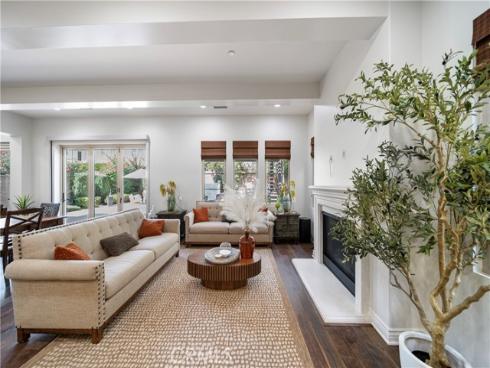 9  Spanish Moss  , Irvine, CA