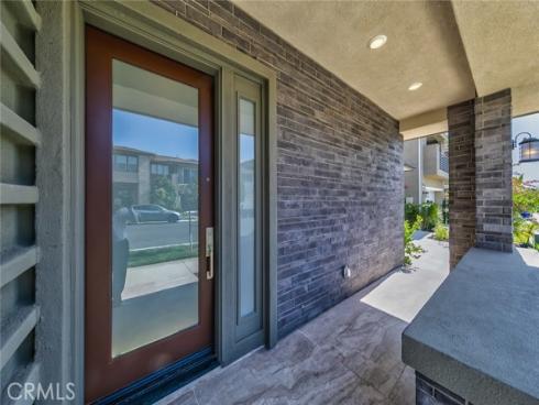 56 Chasma , Irvine, CA