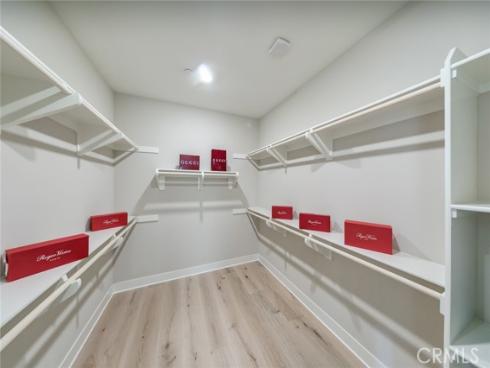 56 Chasma , Irvine, CA