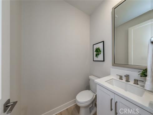 56 Chasma , Irvine, CA