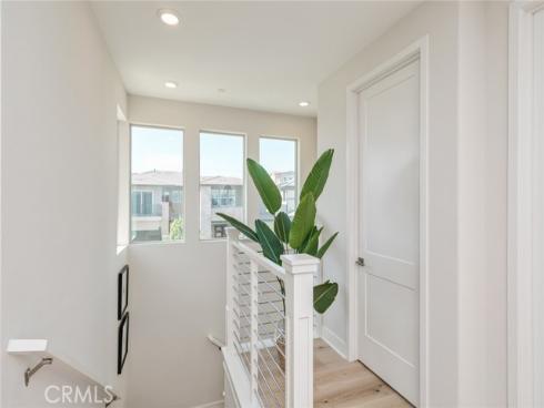 56 Chasma , Irvine, CA