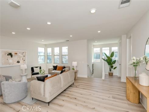 56 Chasma , Irvine, CA