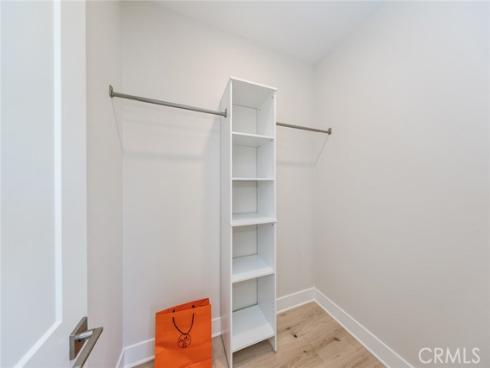 56 Chasma , Irvine, CA