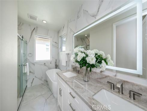 56 Chasma , Irvine, CA