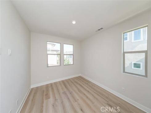 56 Chasma , Irvine, CA