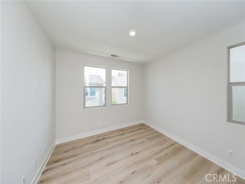 56 Chasma , Irvine, CA