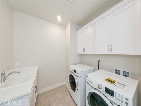 56 Chasma , Irvine, CA