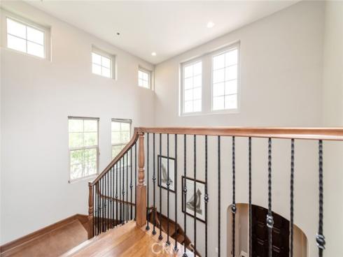 120 Tomato Springs , Irvine, CA