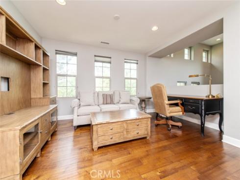 120 Tomato Springs , Irvine, CA