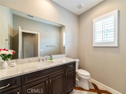 120 Tomato Springs , Irvine, CA