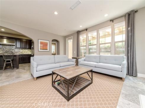 120 Tomato Springs , Irvine, CA