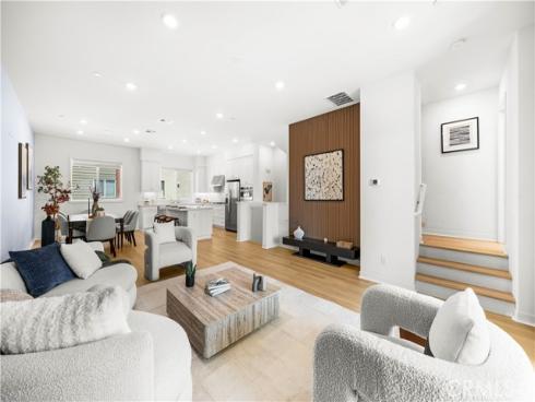 173 Sentosa , Irvine, CA