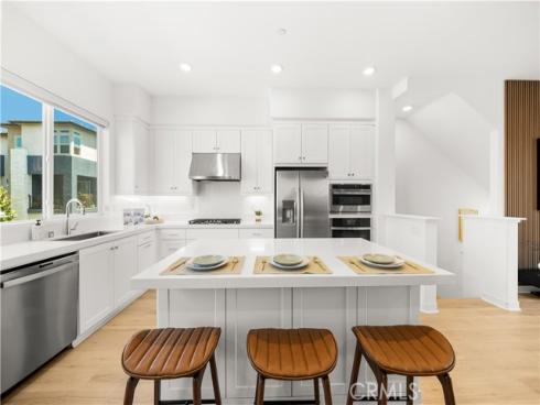 173 Sentosa , Irvine, CA