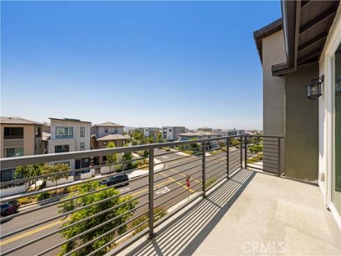 173 Sentosa , Irvine, CA