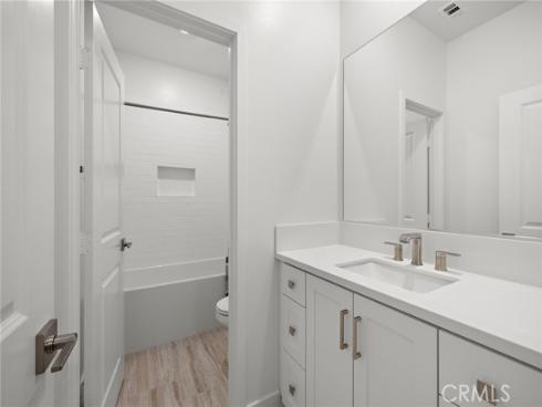 116 Zawn , Irvine, CA