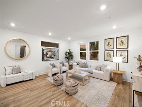 116 Zawn , Irvine, CA