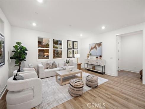 116 Zawn , Irvine, CA