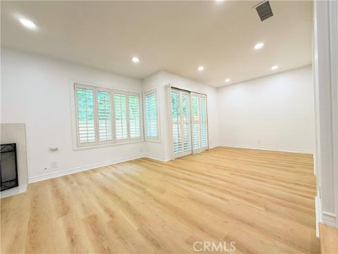 61  Ashbrook  , Irvine, CA