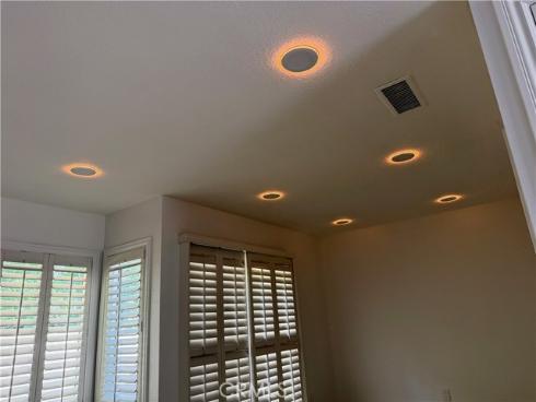 61  Ashbrook  , Irvine, CA