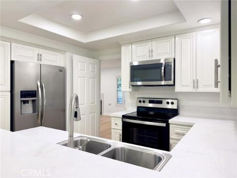 61  Ashbrook  , Irvine, CA