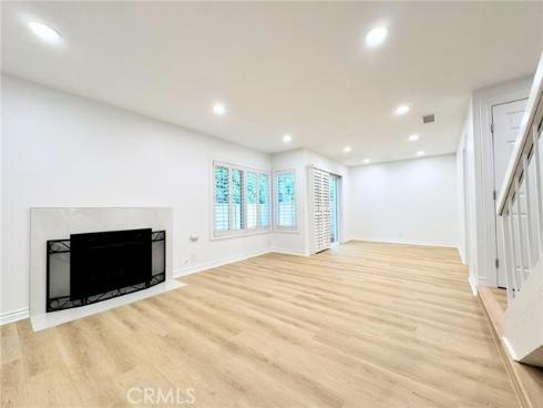 61  Ashbrook  , Irvine, CA