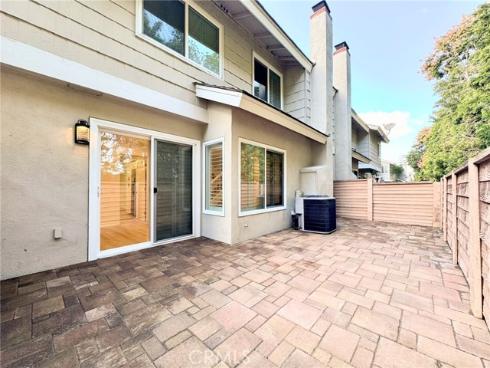 61  Ashbrook  , Irvine, CA