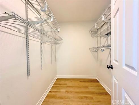 61  Ashbrook  , Irvine, CA