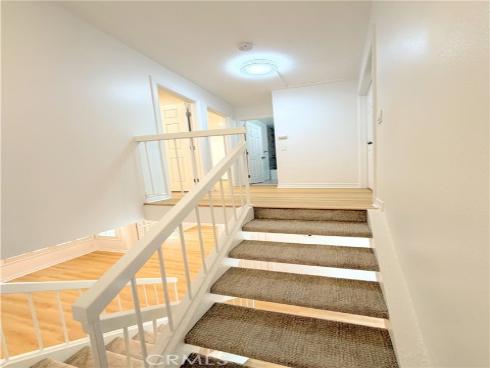 61  Ashbrook  , Irvine, CA