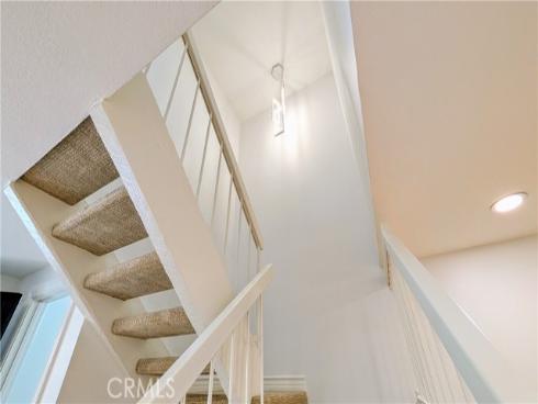 61  Ashbrook  , Irvine, CA