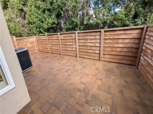 61  Ashbrook  , Irvine, CA