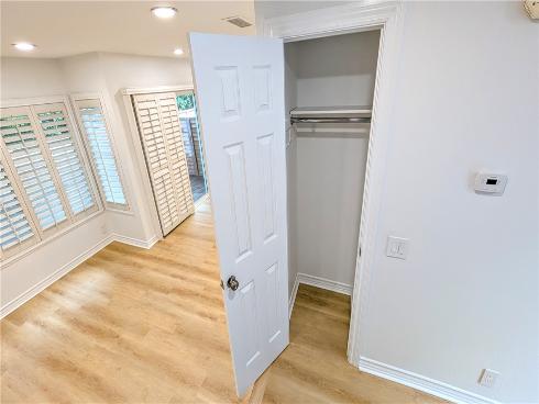 61  Ashbrook  , Irvine, CA