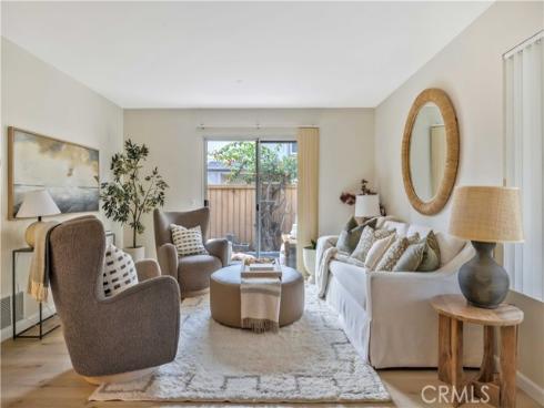 92 Clearbrook , Irvine, CA