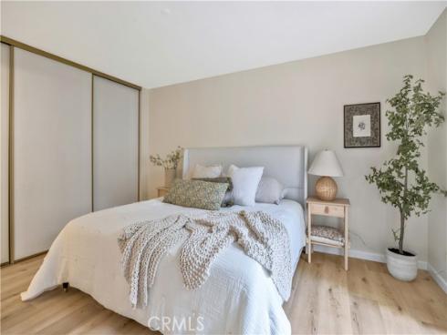 92 Clearbrook , Irvine, CA