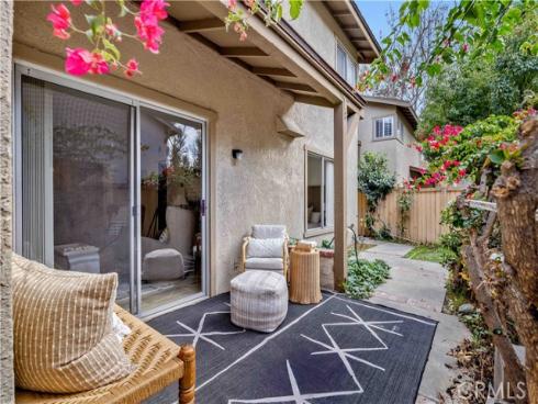 92 Clearbrook , Irvine, CA
