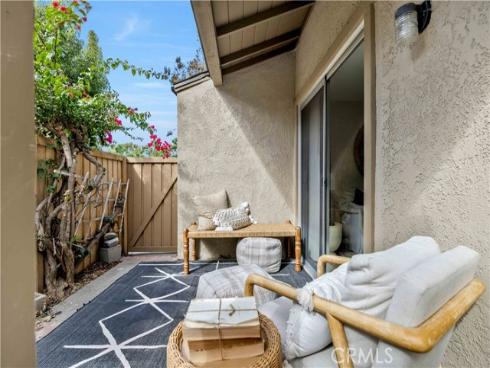 92 Clearbrook , Irvine, CA