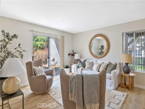 92 Clearbrook , Irvine, CA