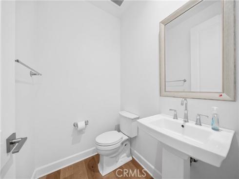 67  Runner  , Irvine, CA