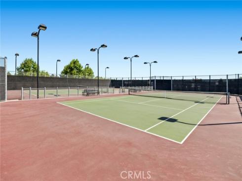 67  Runner  , Irvine, CA