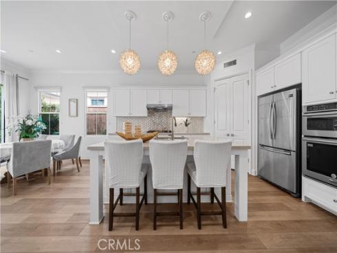 67  Runner  , Irvine, CA