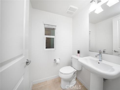 595  Cultivate  , Irvine, CA