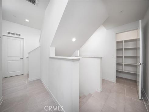 595  Cultivate  , Irvine, CA