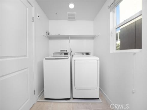 595  Cultivate  , Irvine, CA