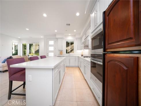 595  Cultivate  , Irvine, CA