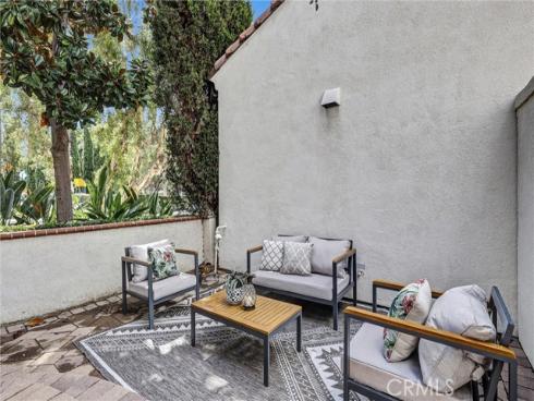 83  Mission  , Irvine, CA