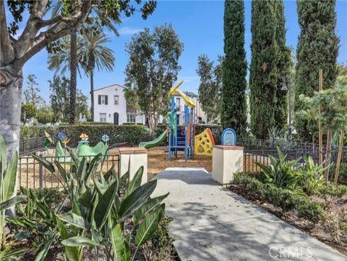 83  Mission  , Irvine, CA