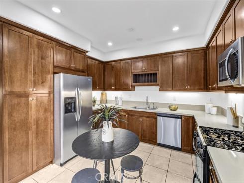 83  Mission  , Irvine, CA