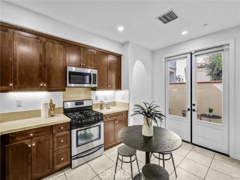 83  Mission  , Irvine, CA